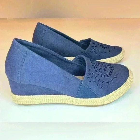 Mia Amore FRANKI Cutout Espadrille Wedge Shoe with Memory Foam Size 9 - Picture 6 of 8